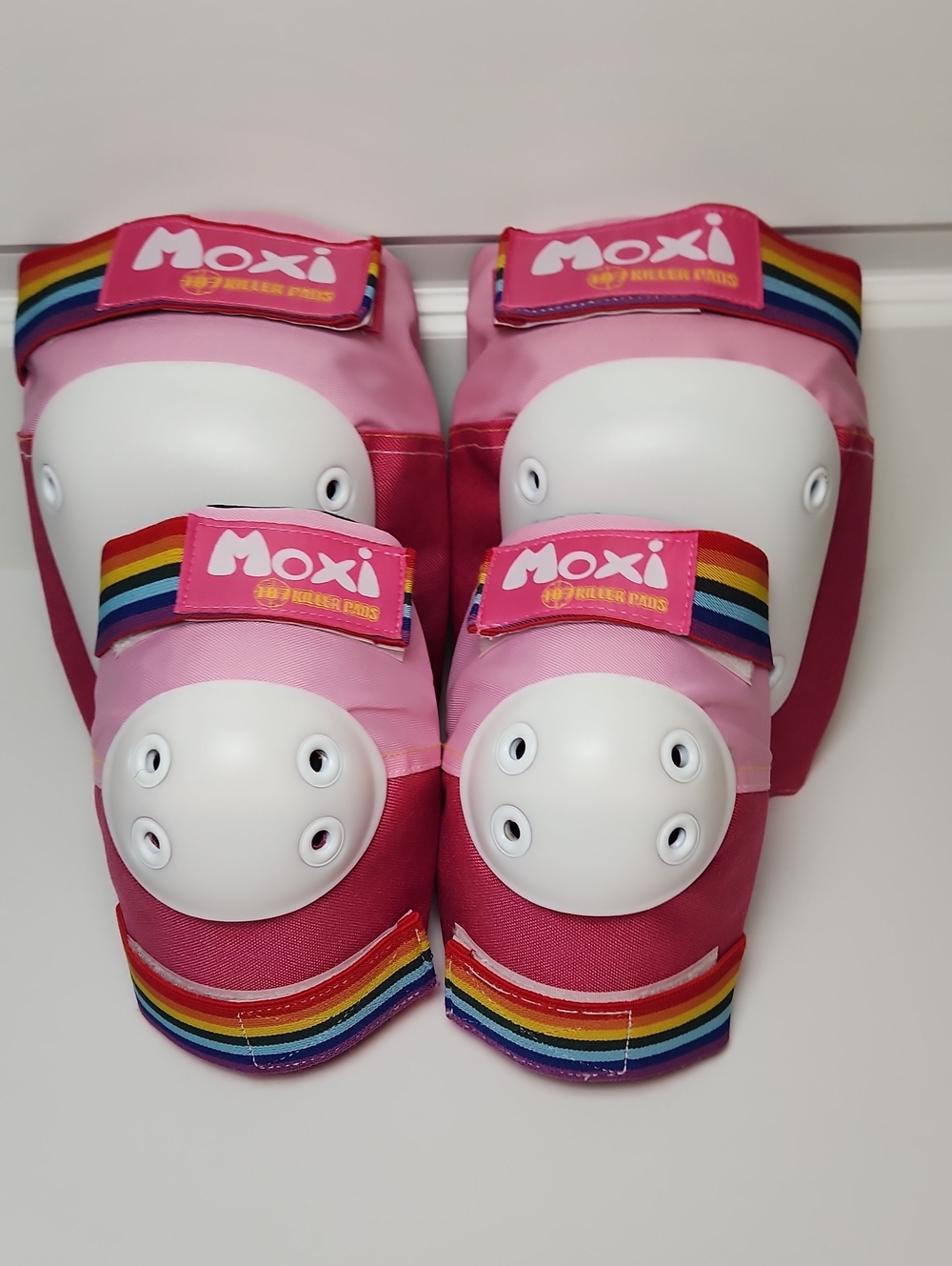 Moxi Pink Knee and Elbow Pad Set